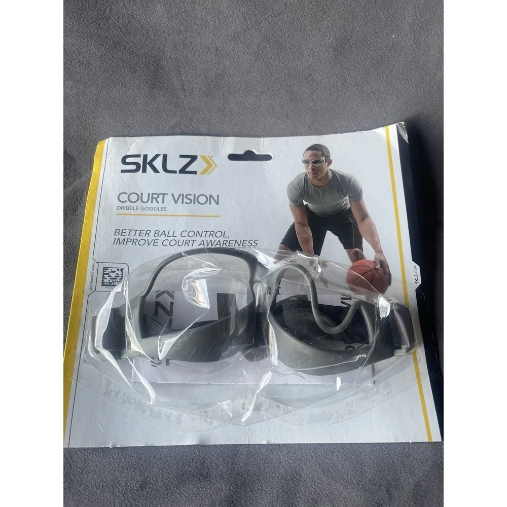 NEW SKLZ Court Vision Basketball Dribble Goggles NWT D1 Read